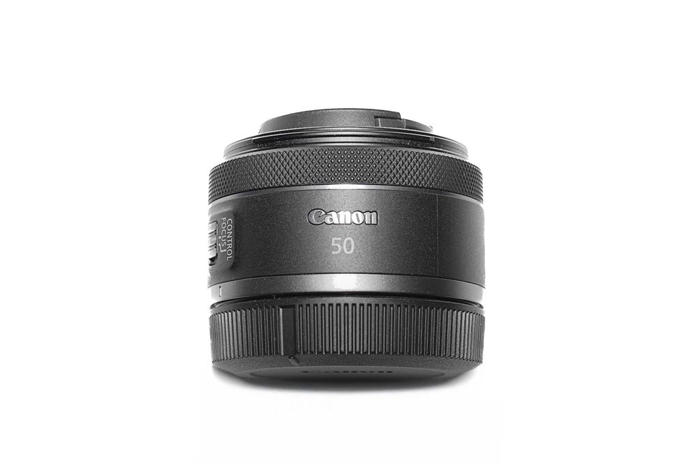 Canon RF 50mm f/1.8 STM - в гаранция