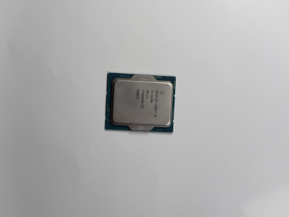 Procesor Intel core i5 12400 / i3 13100 / i7 7700K