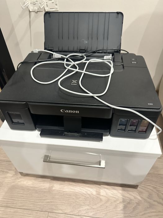 Цветен принтер Canon