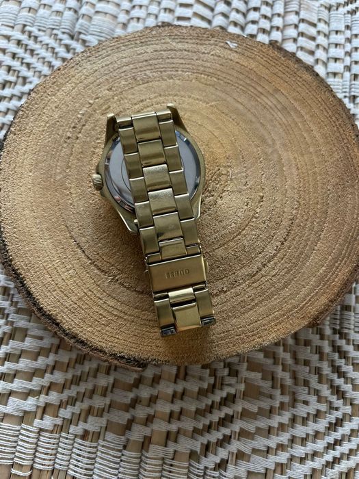 Ceas Guess auriu
