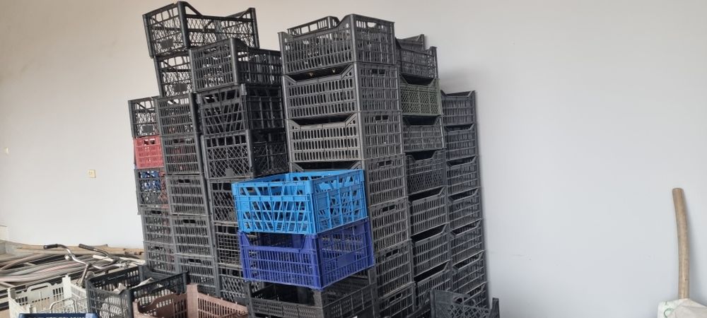 Пластмассовые ящики, Plaslik quti