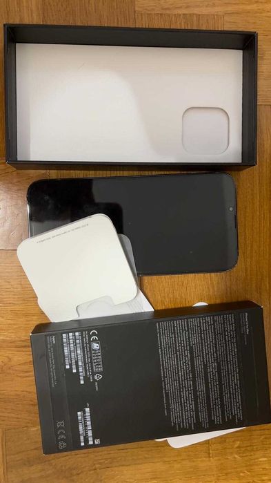 Iphone 13 pro max DEFECT la cutie + sticla spate noua pt cine are timp sa-l repare, trimit in tara