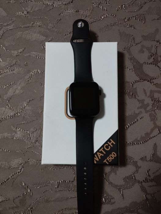 Продавам смарт часовник