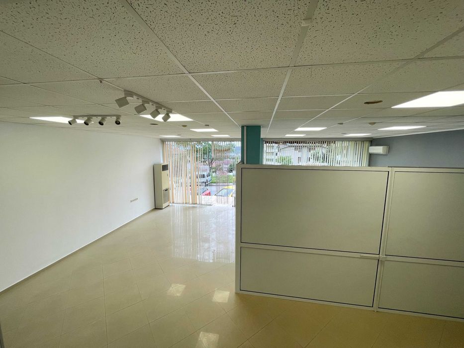 Дава се под наем Магазин в Велико Търново, Акация - 90 кв.м за 433.5 € - Снимка #6