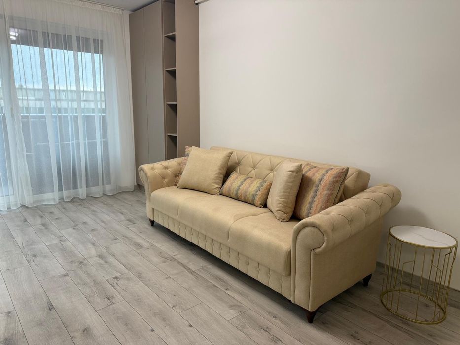 Inchiriez apartament Adora Park prima inchiriere