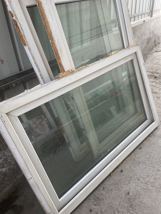 Пластиковый окно 145/90