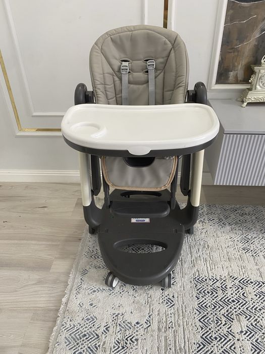 Детский стульчик для кормления