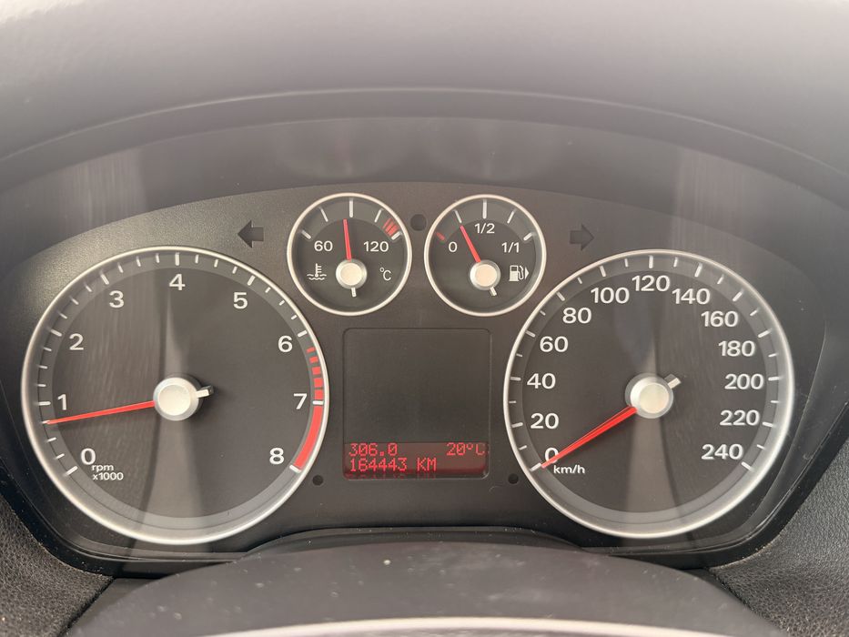 Vand Ford Focus 2, 1.6 benzina