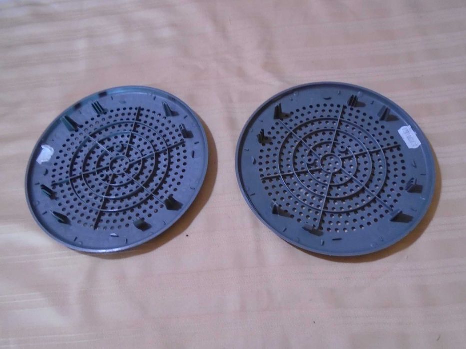 Grile auto pentru difuzoare / boxe