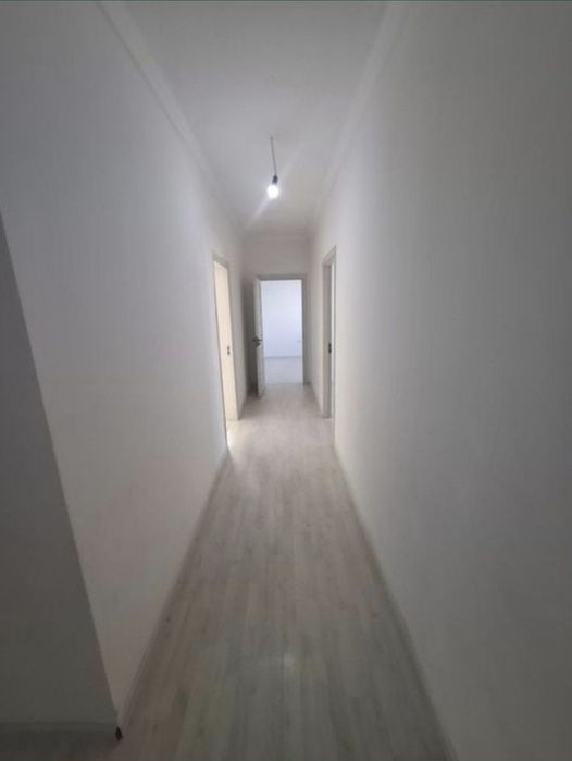 Arenda kvartira Yashnabod tumani Olmos Navastiroyka 3xona