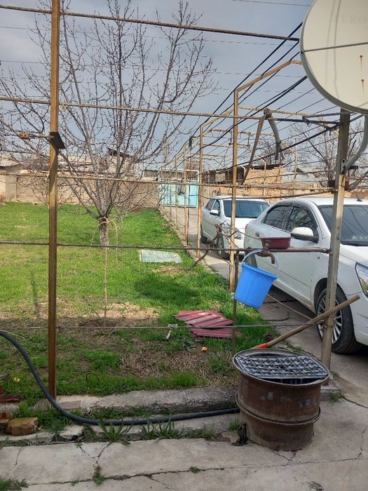 Ховли уй сотилади