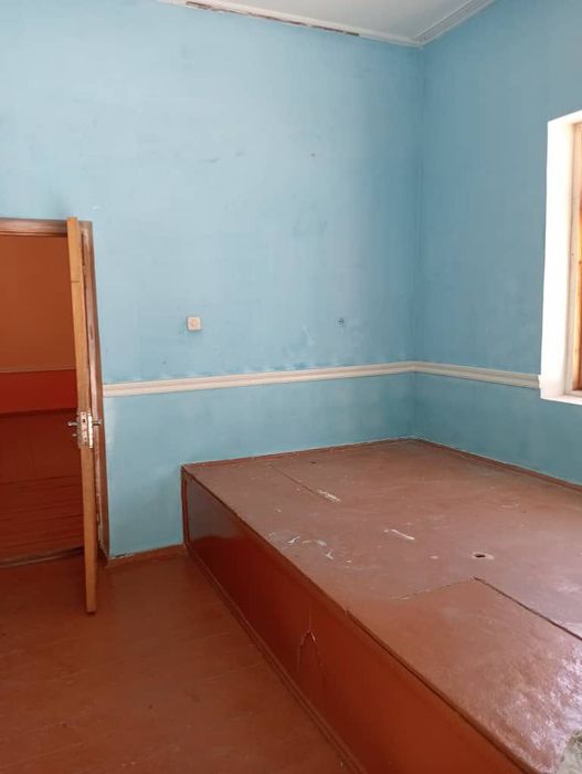 Ховли сотилади газ свет сув бор