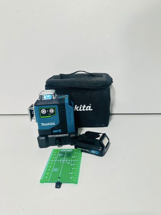 Nivela laser Makita 12V cu acumulator, tinta si geanta