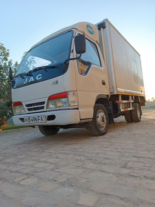 Jac sotiladi 8 500$ kelishamiz