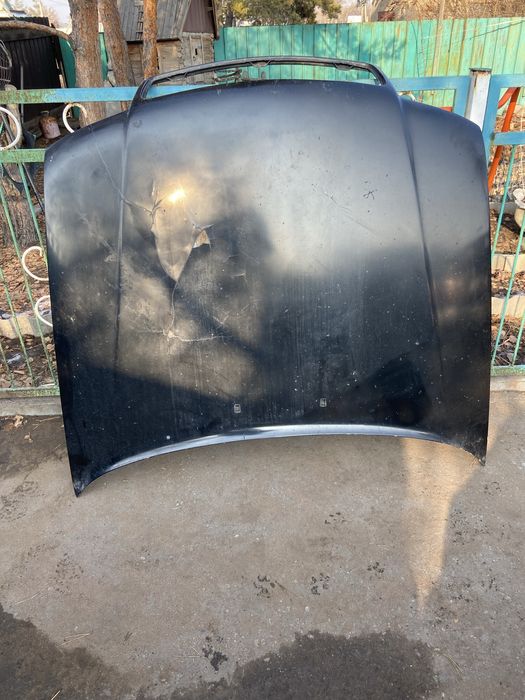 капот ауди 100с4