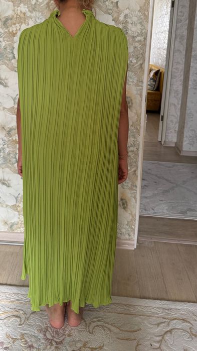 Платье коктейльное нарядное