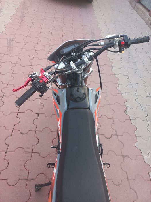 Продам эндуро 300куб