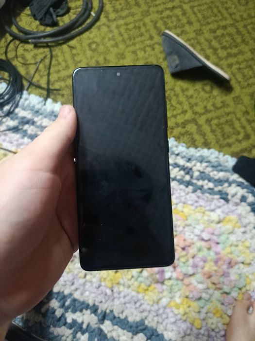 Продам самсунг а51