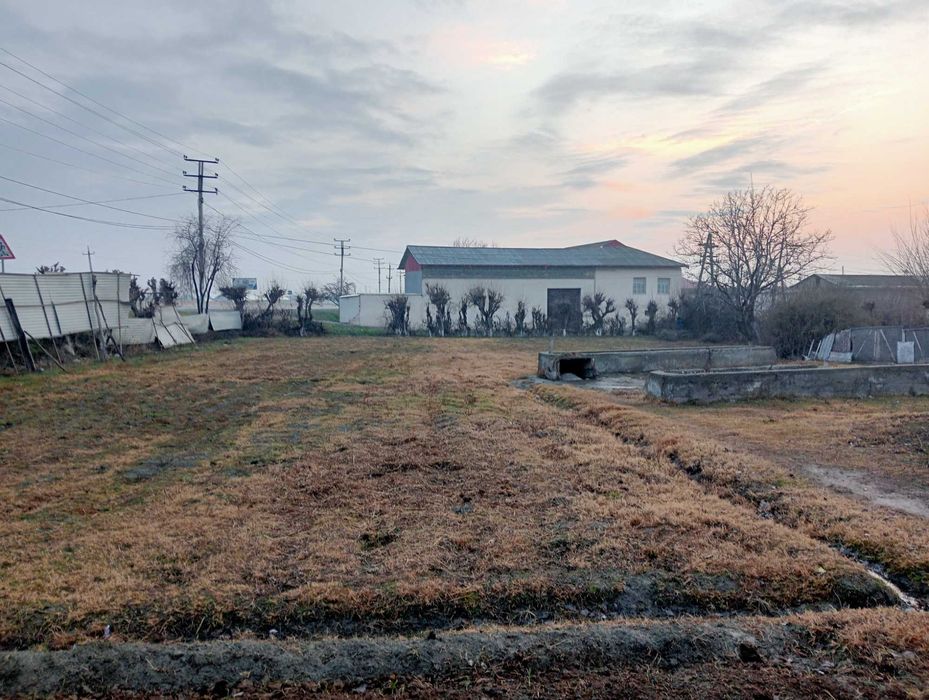 Yer uchastka maydoni sotiladu