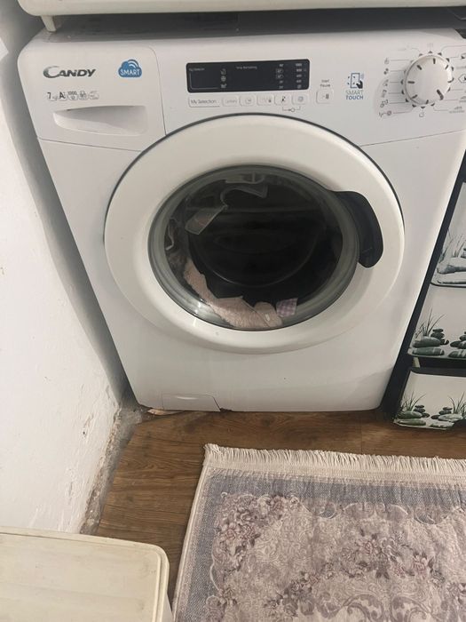 Vând mobilier și electrocasnice
