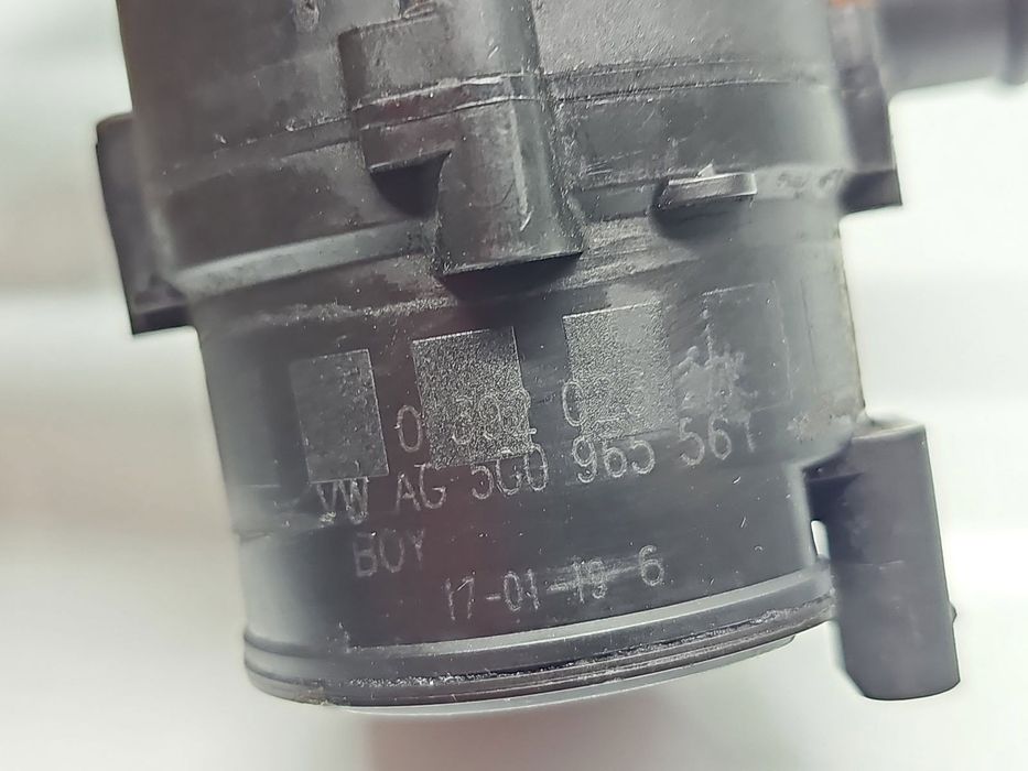 Pompa recirculare apa Volkswagen Golf 7 (5G) [Fabr 2014-prezent] 5G096