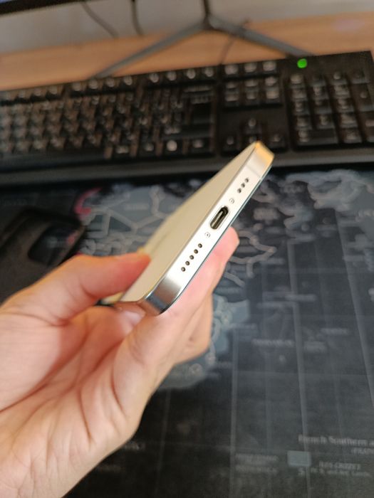 Iphone 15 pro 128/8 KH/A