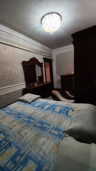 22 мкр, рядом с жд, 3 комнаты 1 этаж