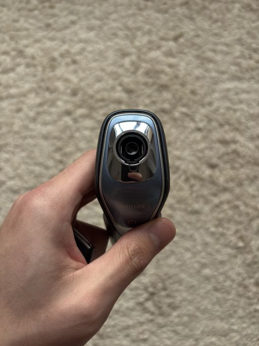 Philips Series 5000 aparat de ras eletric-functioneaza perfect+accesor