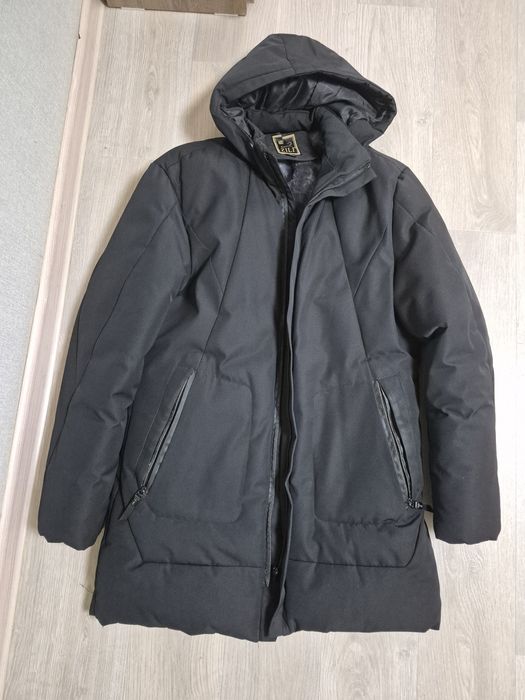 Продам верхнюю одежду