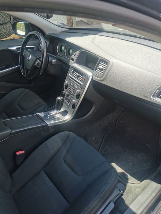 Волво V60 На части