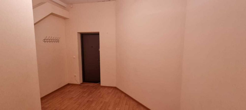 Продаётся цокольный этаж в элитном доме по улице Есет Батыра