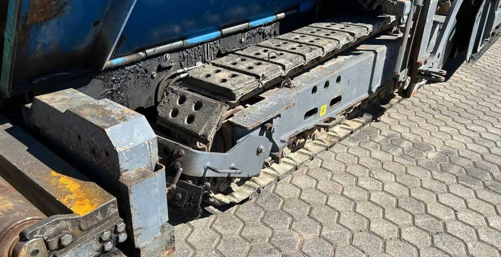 Сотилади Асфальтоукладчик Vogele 1600-3i