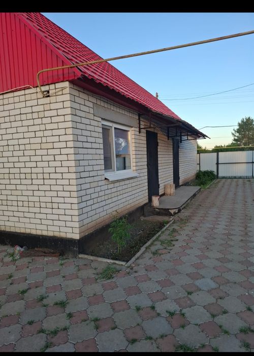Продам дом в п.Бурлин