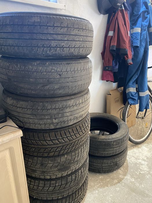 Yokohama 215.60 R16