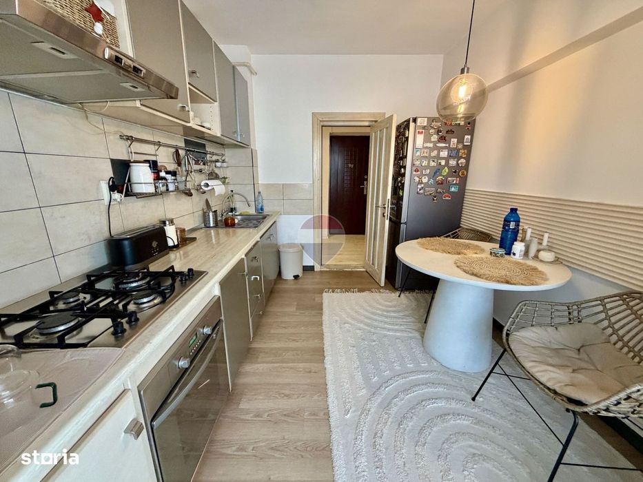 Apartament 3 camere etaj 3 zona Brailei Allure Spa