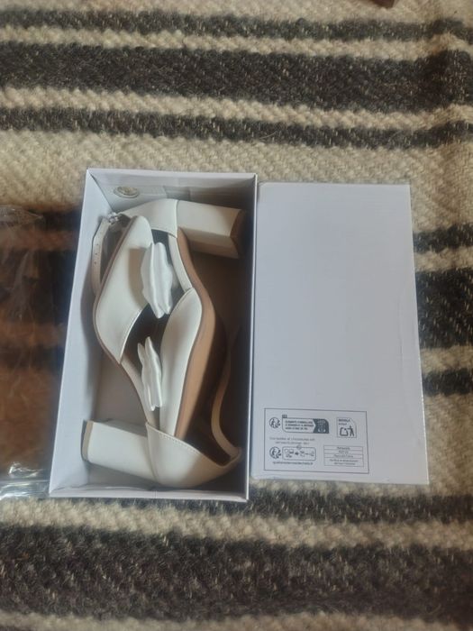 Pantofi damă cu toc înalt gros