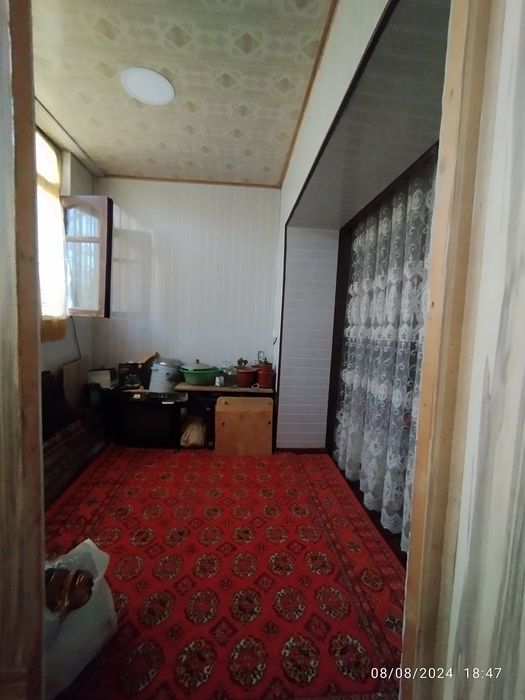 Yangiyoʻl tumani Gulbahor  mahallasida 3 xonali kvartira sotiladi