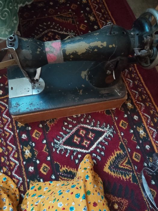 Швейная машинка.