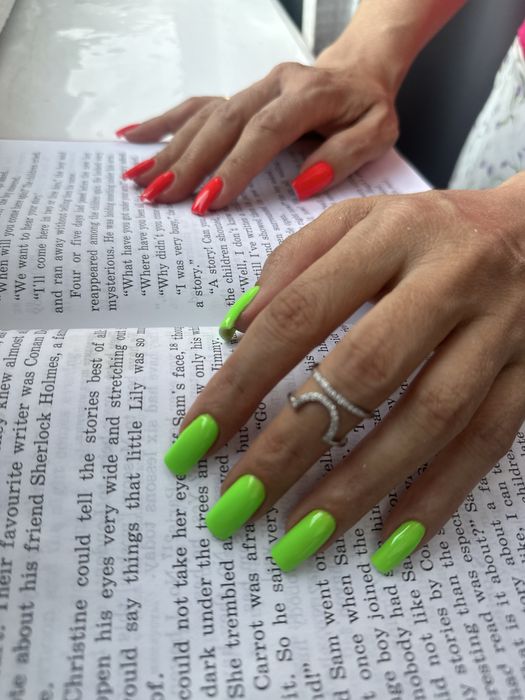 Маникюр, педикюр!