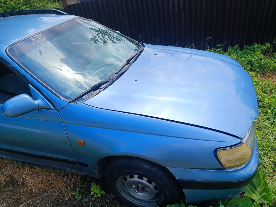 Запчасти Тойота Карина е