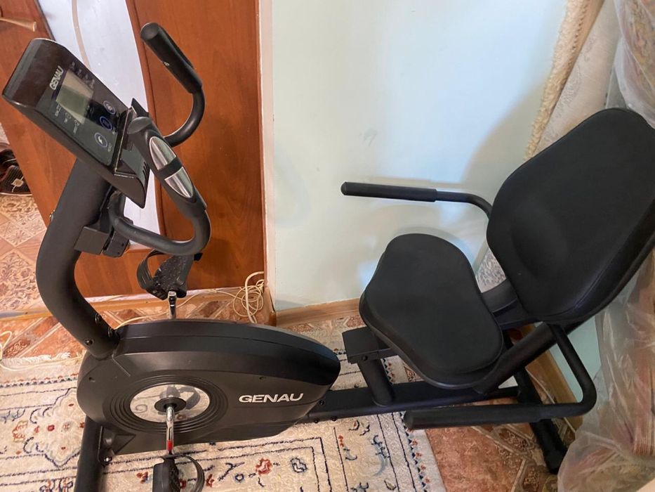 Велотренажор для ног