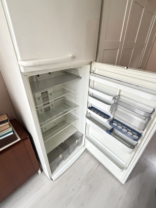 Холодильник срочно bosch