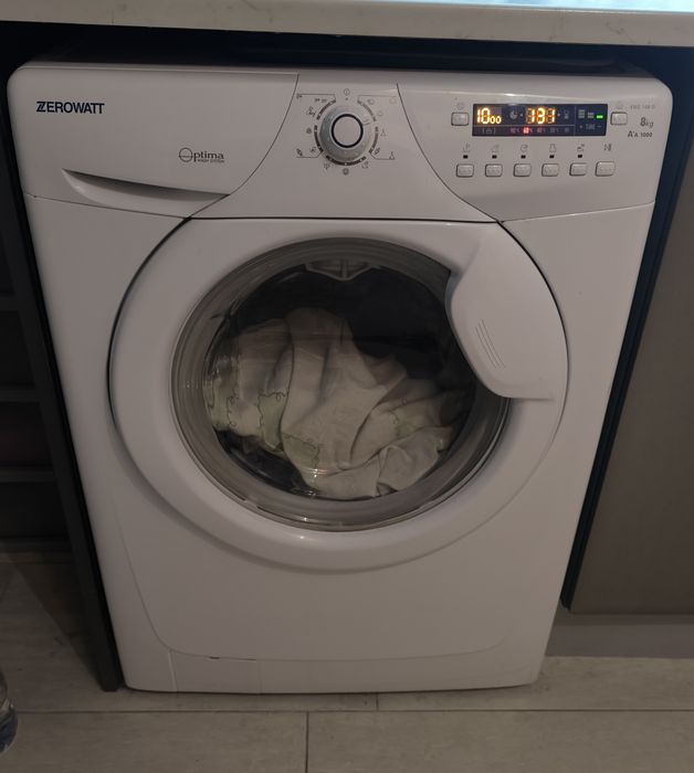 Пералня Zerowatt Optima 8kg / 1000об - отлична