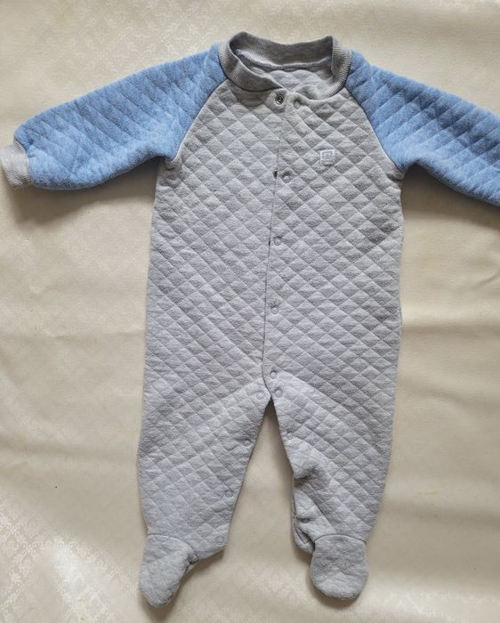 Продам детский комбинезон