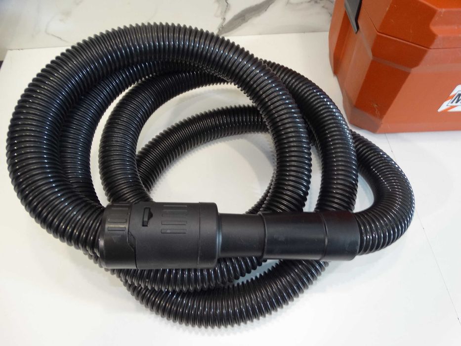 Hilti VC 10M - 22 / Nuron - Акумулаторна прахосмукачка с изтупване