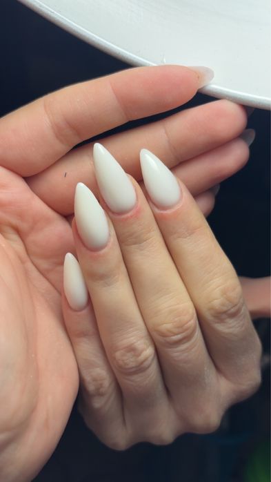 Unghii cu gel Cosmina