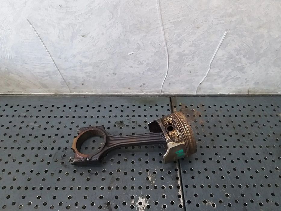 Piston cu biela 1.4 b vw polo 9n