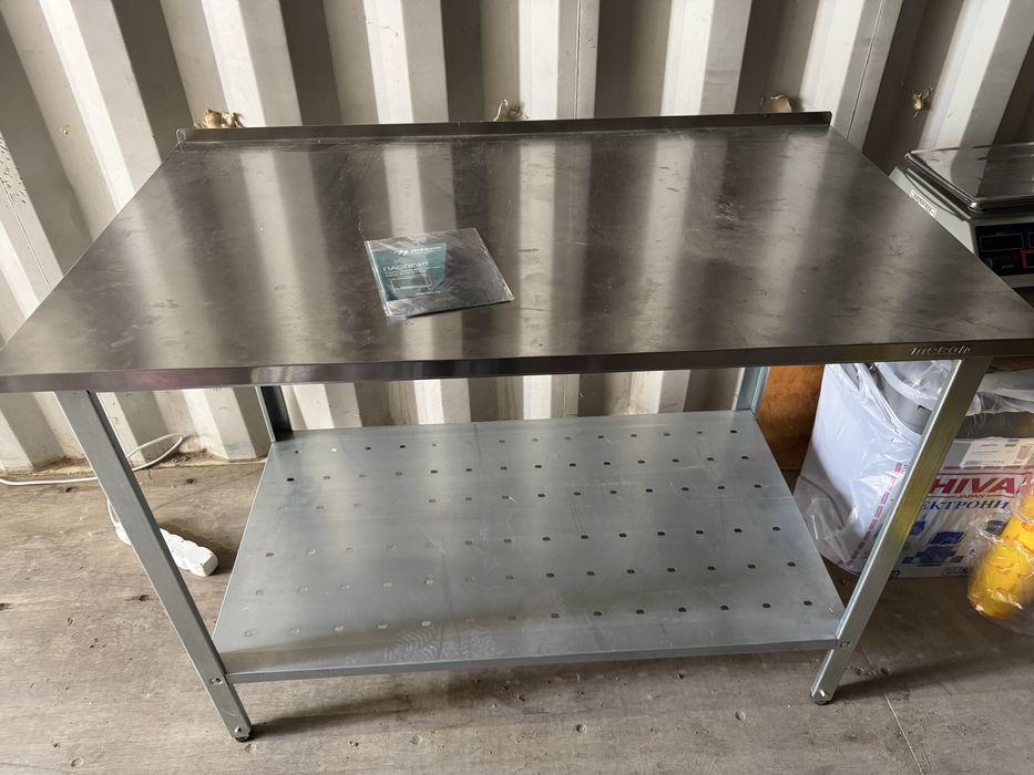 Разделочный стол