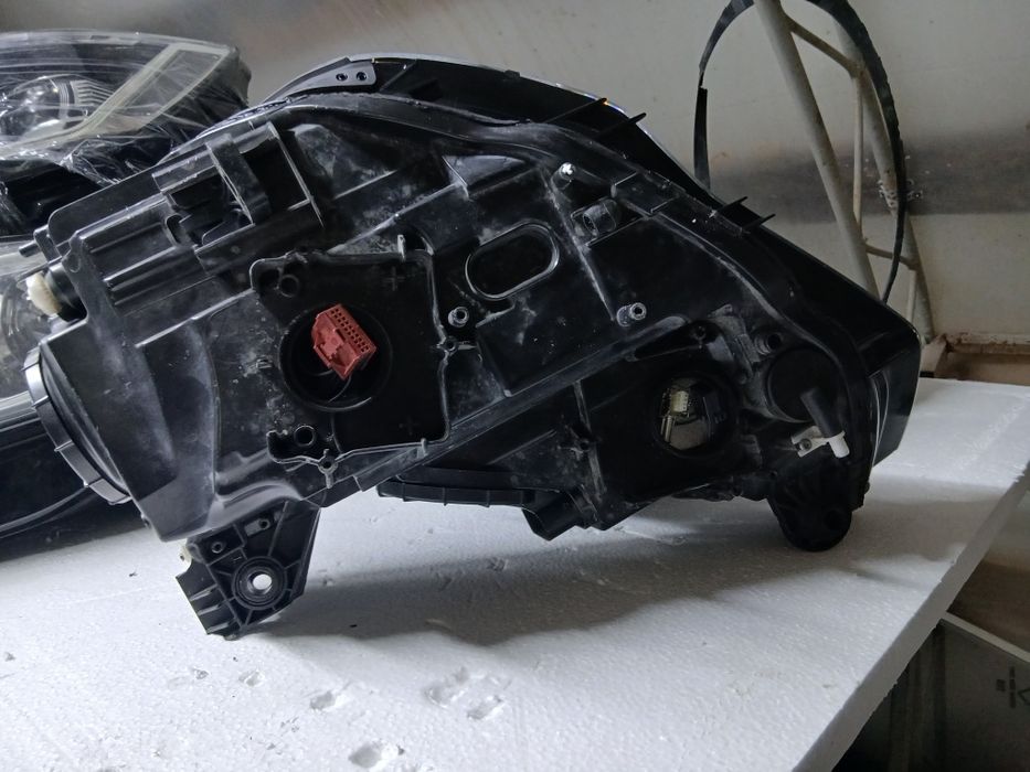 Десен фар audi a3