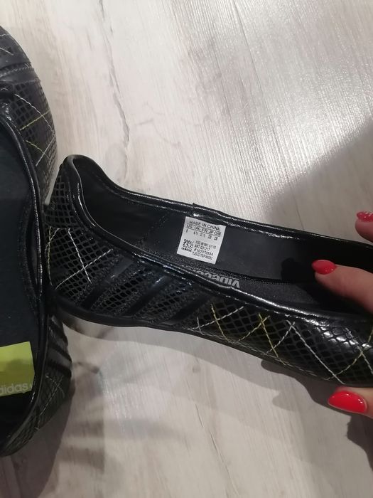 Адидас обувки  - нови